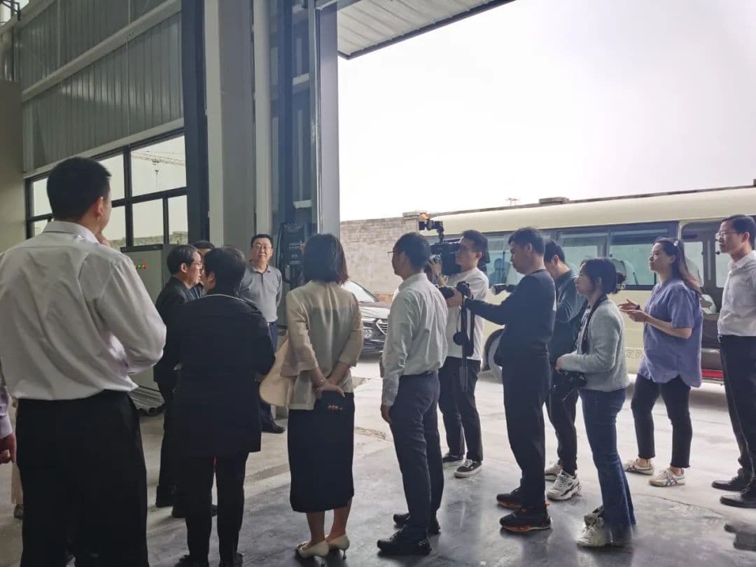 1681894224599415.jpg 3.jpg